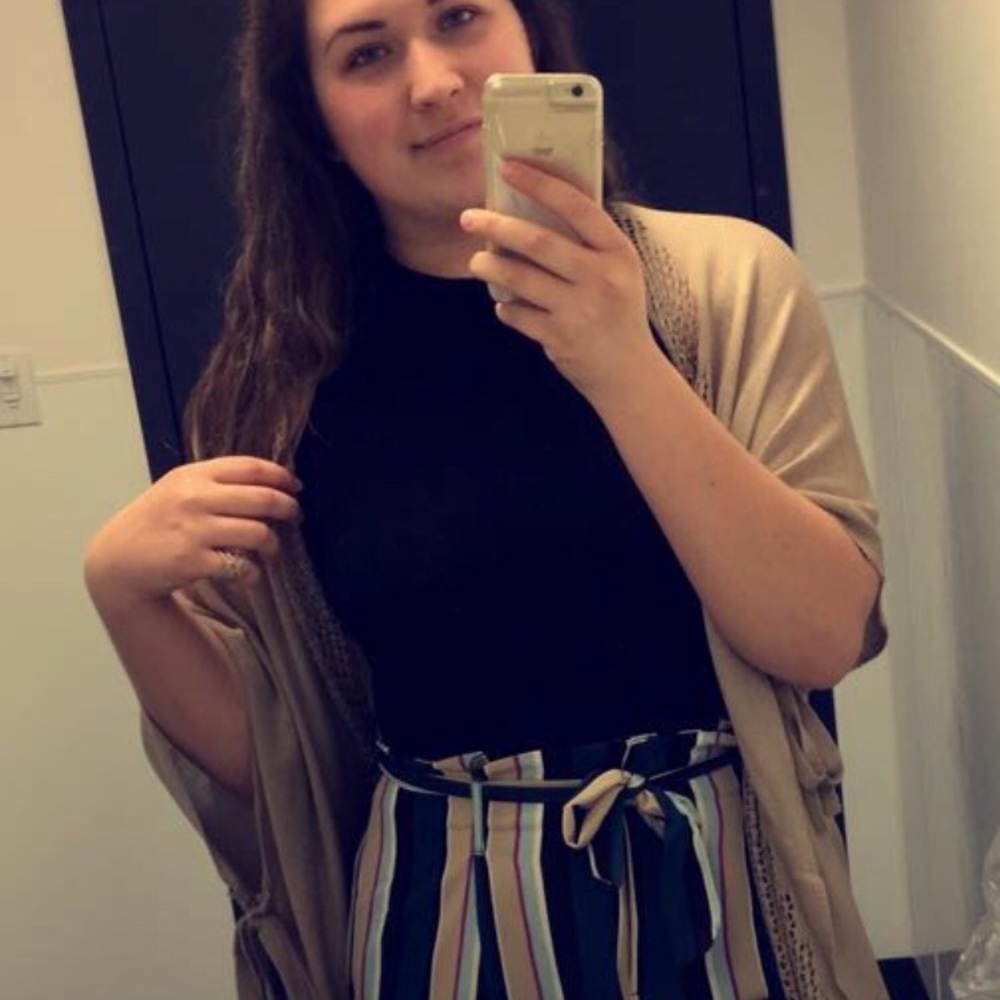 Meet your Posher, Ashley